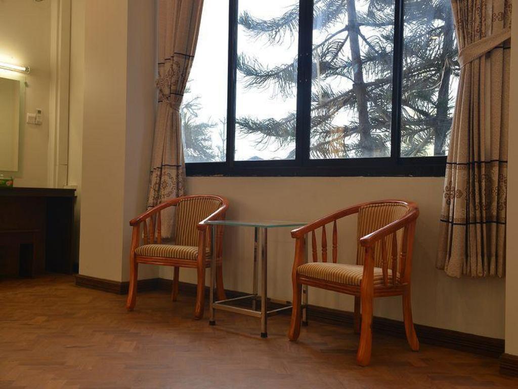 Hotel Myitkyinā Dış mekan fotoğraf