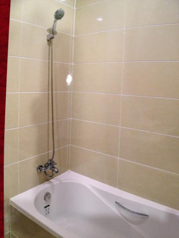 Hotel Myitkyinā Dış mekan fotoğraf