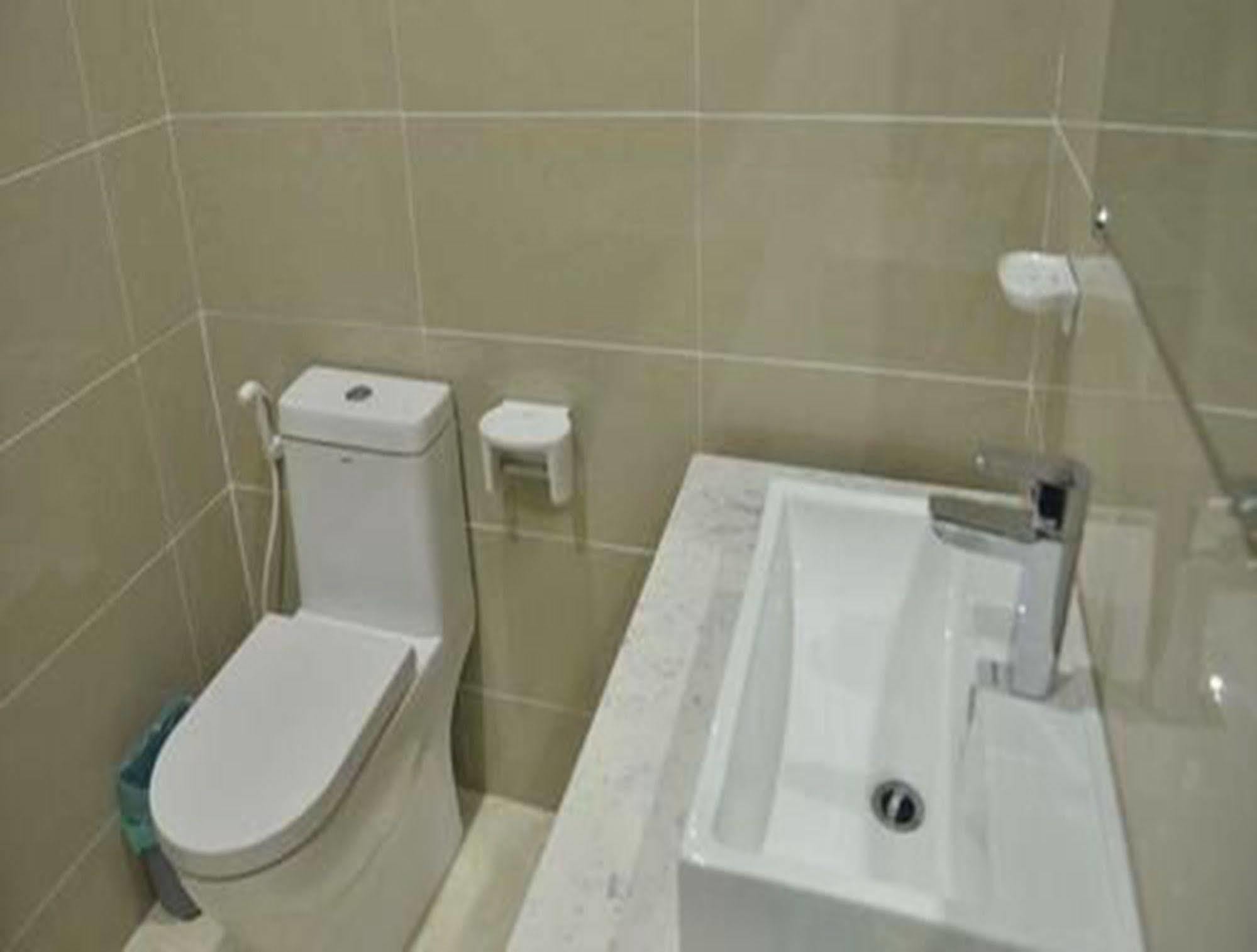 Hotel Myitkyinā Dış mekan fotoğraf